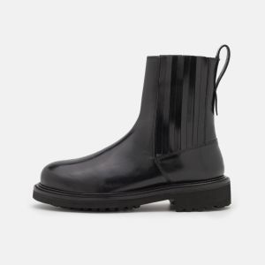 ASRA BUTTON Herren Leder Stiefelette Boots in black, Große EU 42